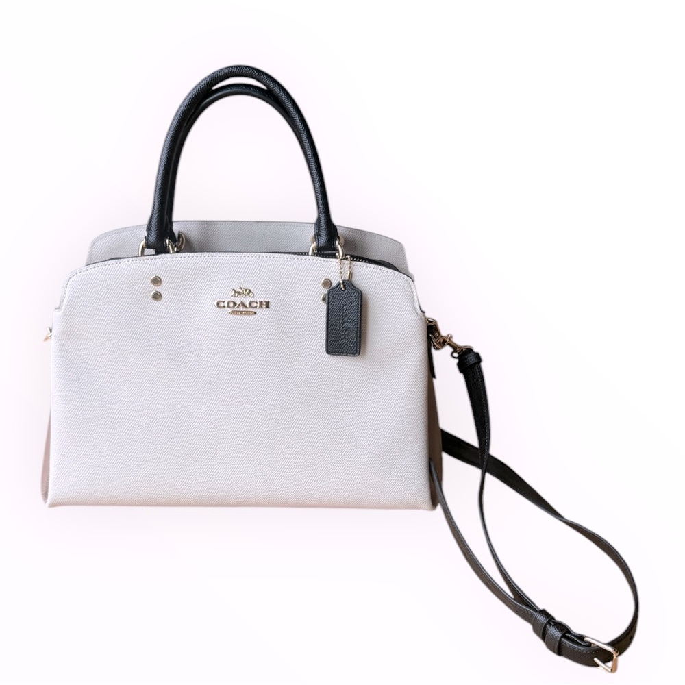 Coach White, Beige, and Black Handbag
GORGEOUS- New- used once!
